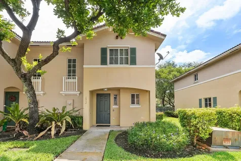 1912 SW 60th Avenue North Lauderdale FL 33068