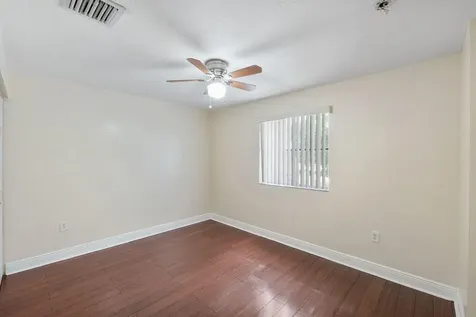 1912 SW 60th Avenue North Lauderdale FL 33068