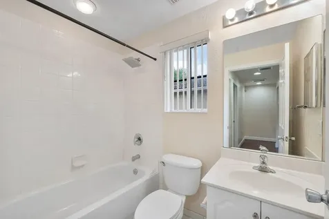1912 SW 60th Avenue North Lauderdale FL 33068