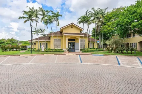 1912 SW 60th Avenue North Lauderdale FL 33068