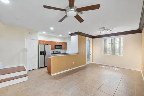 1912 SW 60th Avenue North Lauderdale FL 33068