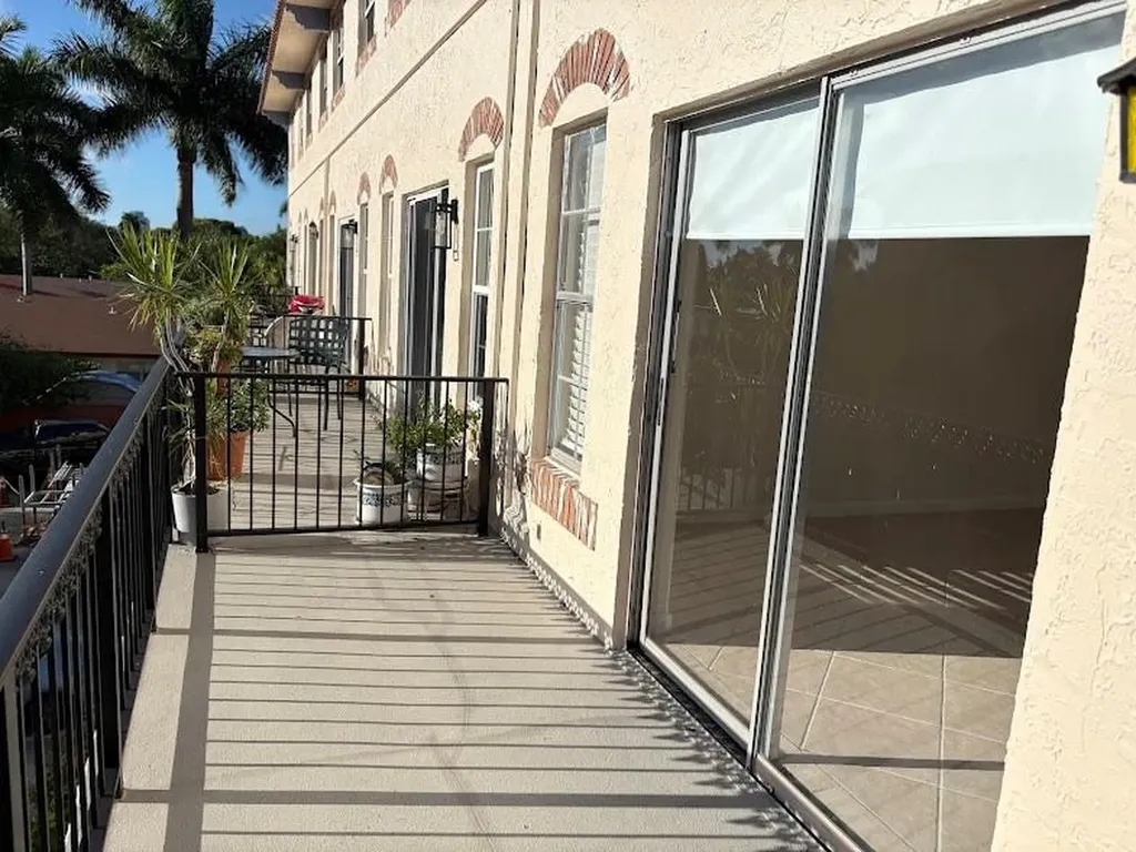 650 Tennis Club Drive Fort Lauderdale FL 33311
