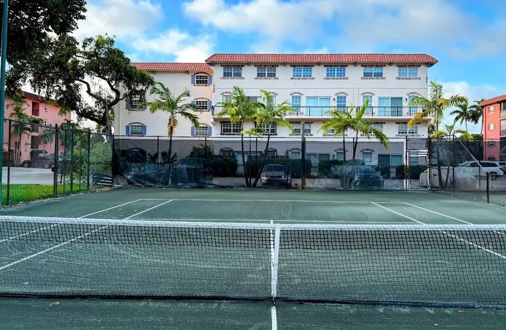 650 Tennis Club Drive Fort Lauderdale FL 33311