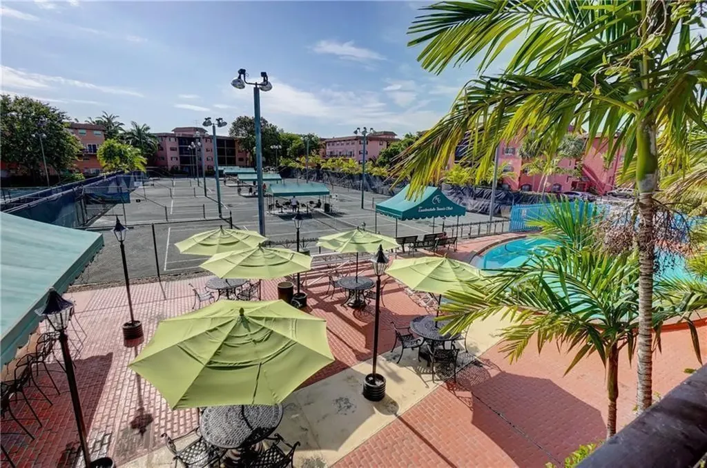650 Tennis Club Drive Fort Lauderdale FL 33311