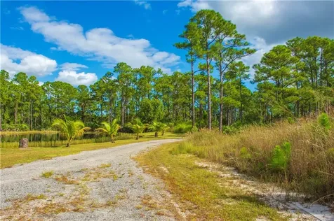 13955 87th Street Fellsmere FL 32948