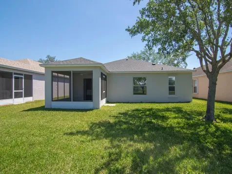 962 E 13th Square Vero Beach FL 32960