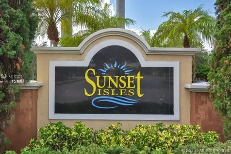 10360 Fox Trail Road S Royal Palm Beach FL 33411