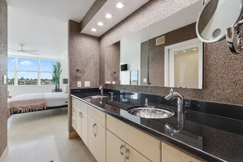 511 Bayshore Drive Fort Lauderdale FL 33304