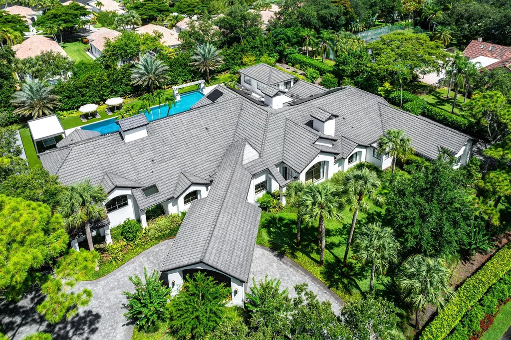 16388 Bridlewood Circle Delray Beach FL 33445