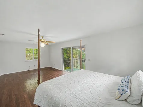 14 Emarita Way Sewalls Point FL 34996