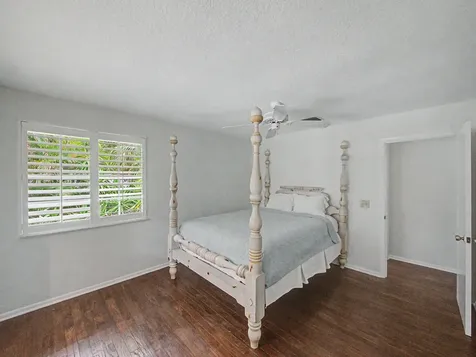 14 Emarita Way Sewalls Point FL 34996