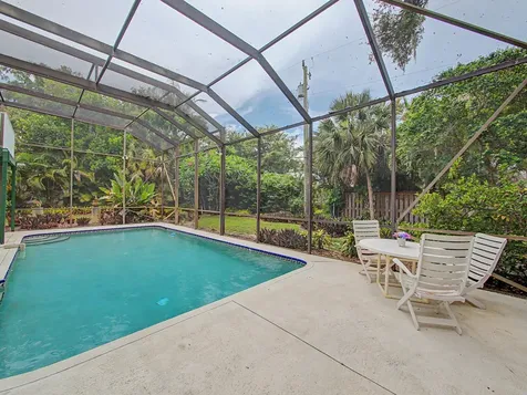 14 Emarita Way Sewalls Point FL 34996