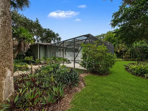 14 Emarita Way Sewalls Point FL 34996