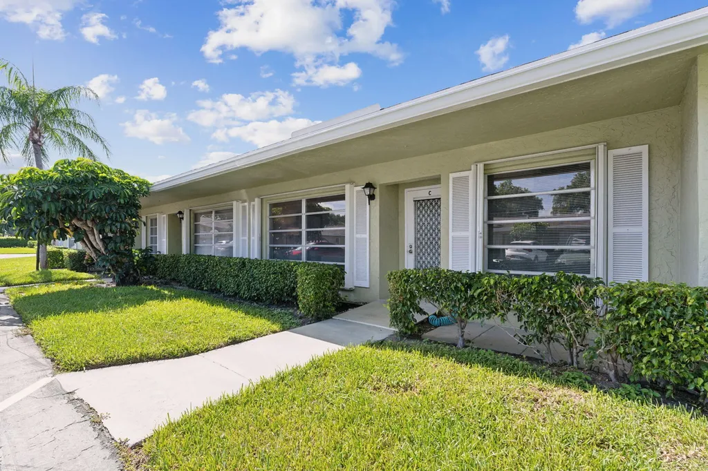1120 Cactus Terrace Delray Beach FL 33445