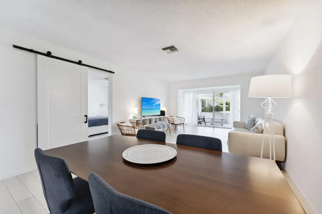 1120 Cactus Terrace Delray Beach FL 33445