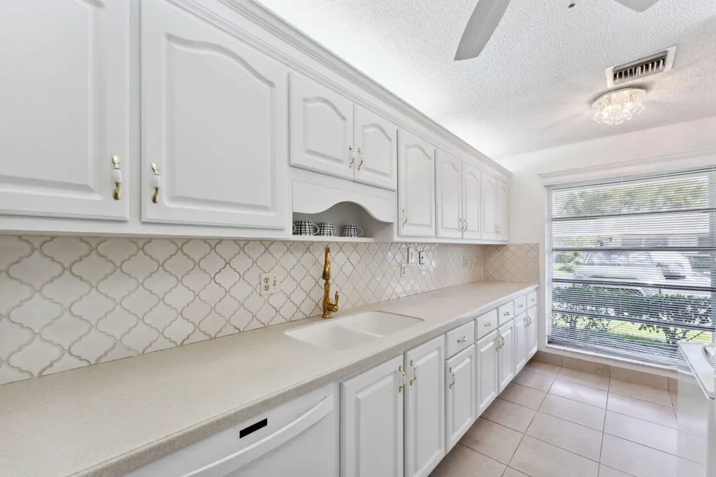 1120 Cactus Terrace Delray Beach FL 33445