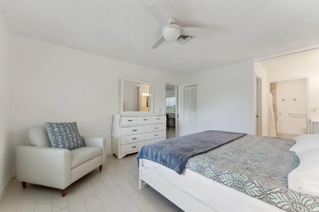 1120 Cactus Terrace Delray Beach FL 33445