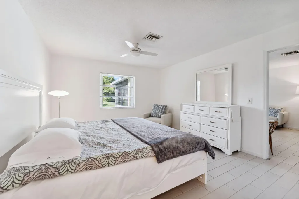 1120 Cactus Terrace Delray Beach FL 33445
