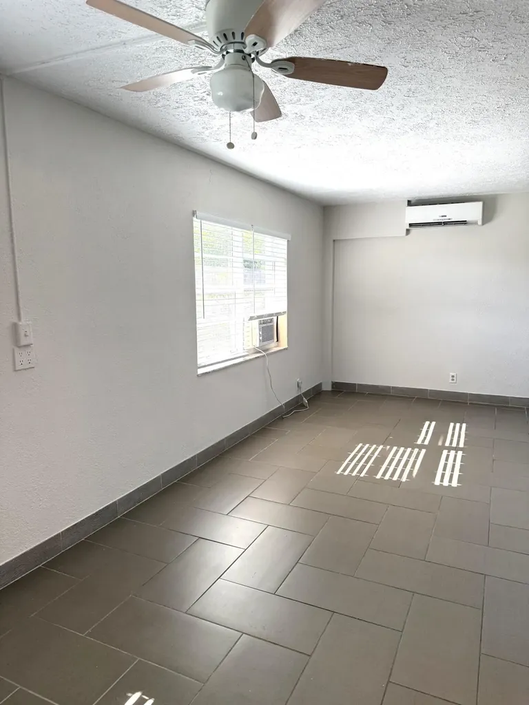 605 N Federal Highway Lake Worth Beach FL 33460