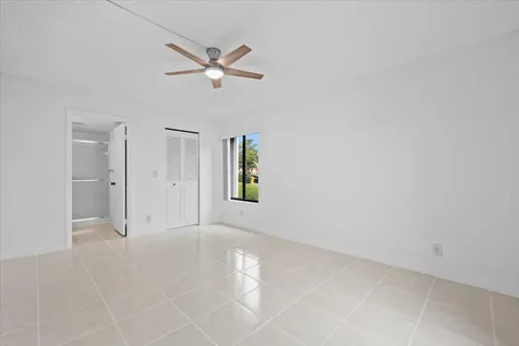 708 Sunny Pine Way Greenacres FL 33415