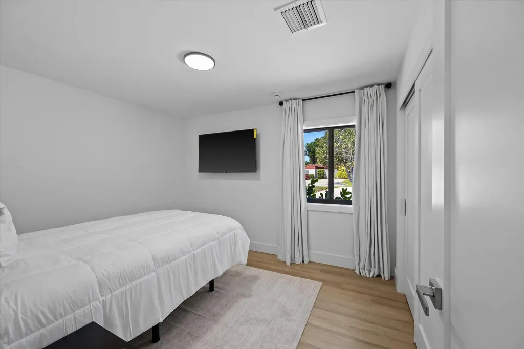 1262 The 12th Fairway Wellington FL 33414