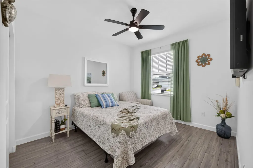 2057 SE Crosswood Way Port St Lucie FL 34984
