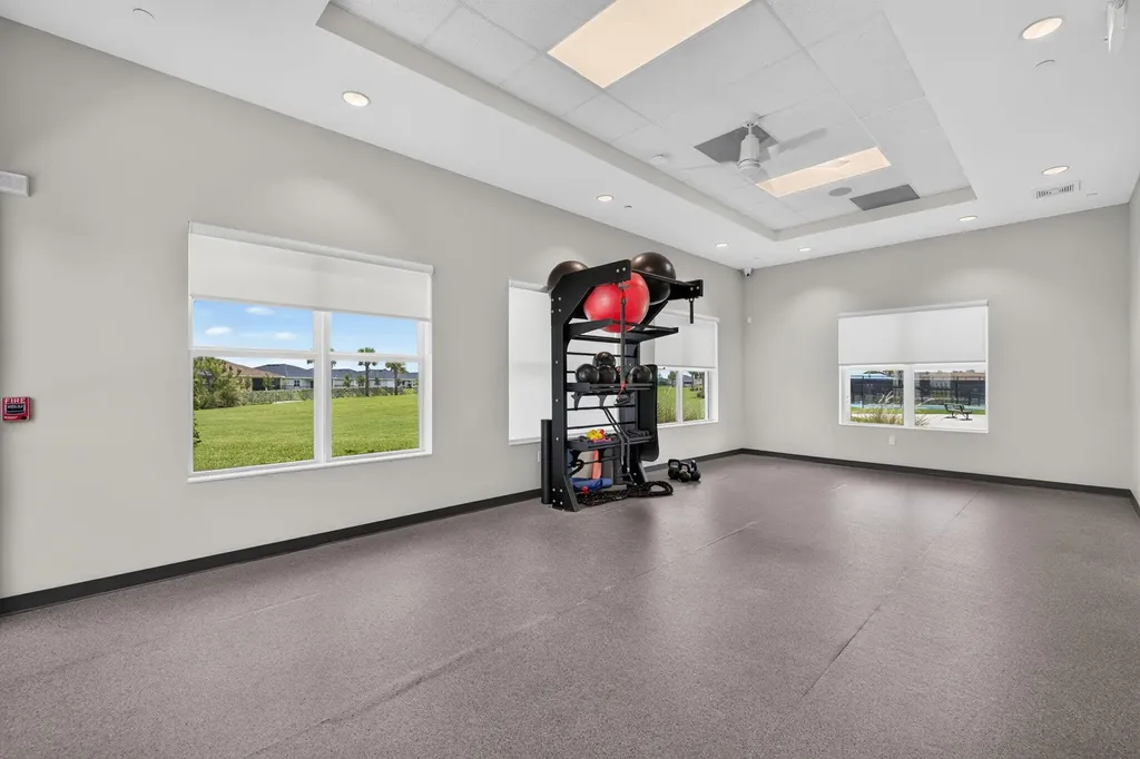 2057 SE Crosswood Way Port St Lucie FL 34984