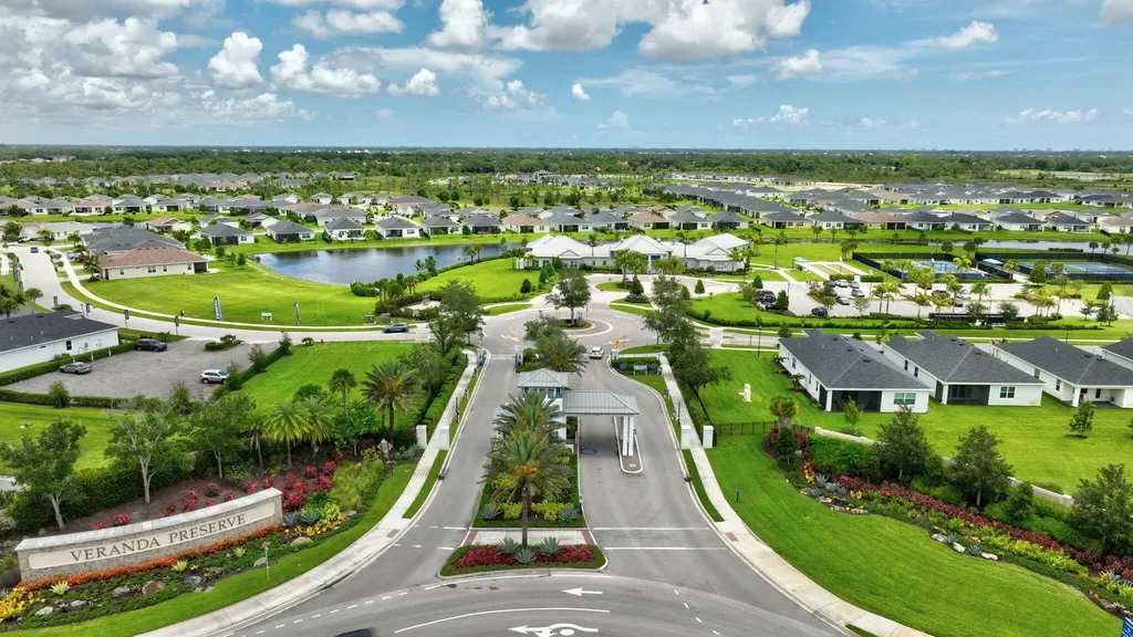 2057 SE Crosswood Way Port St Lucie FL 34984