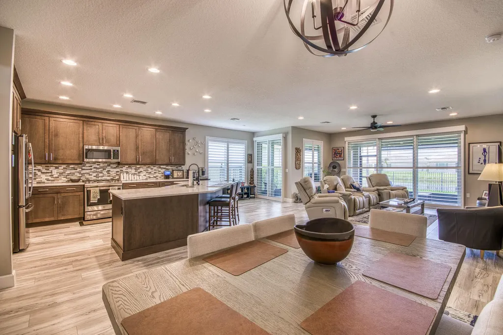 11750 SW Coral Cove Parkway Port St Lucie FL 34987