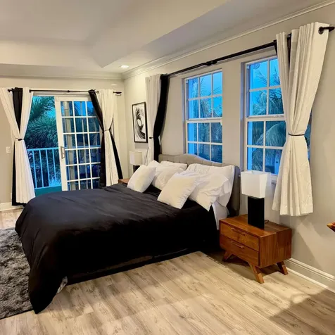 233 Pershing Way West Palm Beach FL 33401
