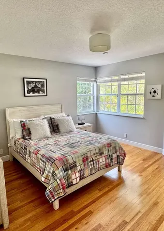 233 Pershing Way West Palm Beach FL 33401