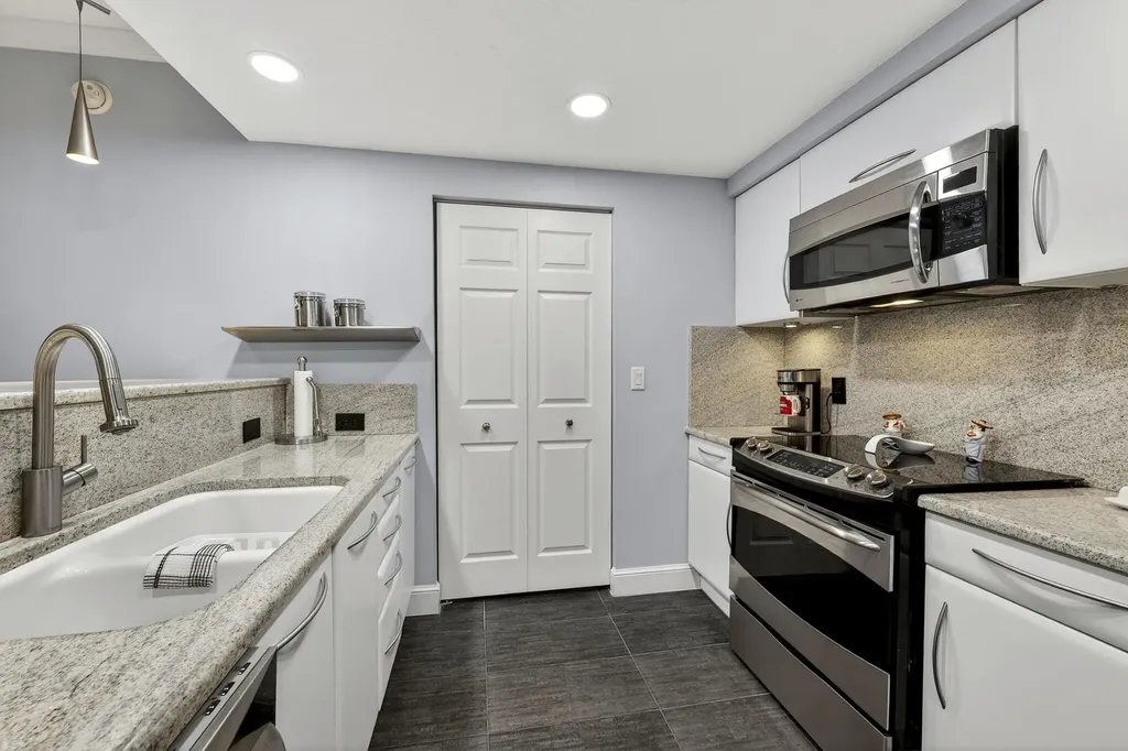 511 Lucerne Avenue Lake Worth Beach FL 33460