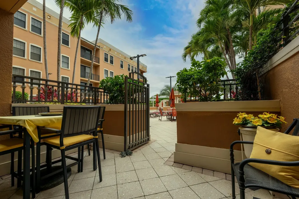 511 Lucerne Avenue Lake Worth Beach FL 33460