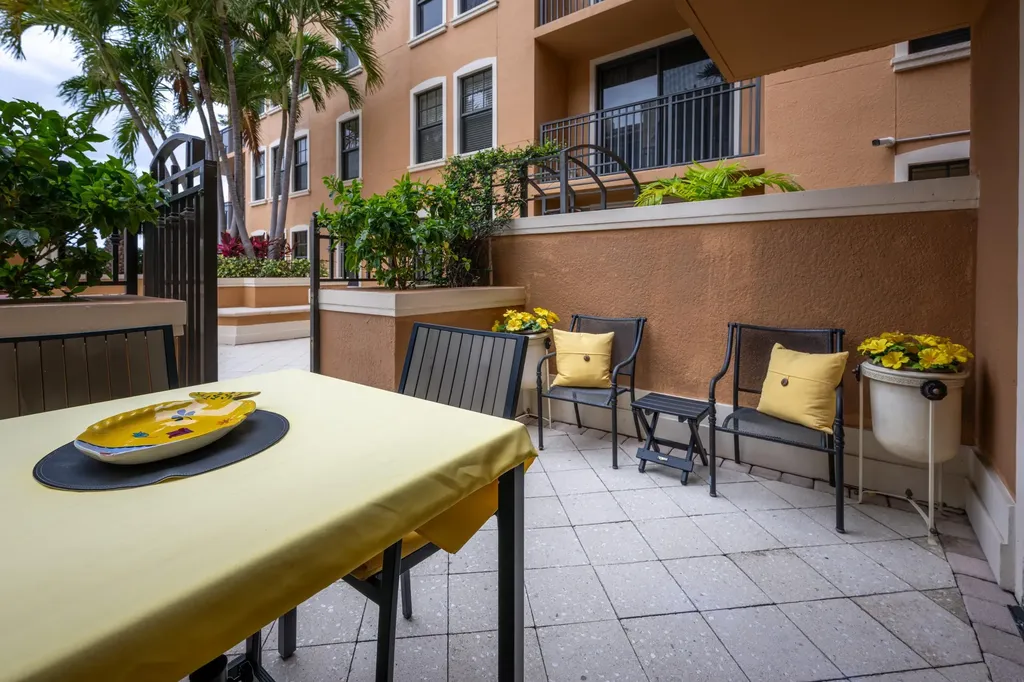 511 Lucerne Avenue Lake Worth Beach FL 33460