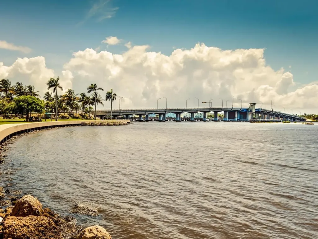 511 Lucerne Avenue Lake Worth Beach FL 33460