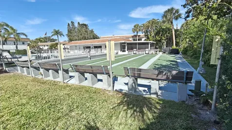 2950 SE Ocean Boulevard Stuart FL 34996