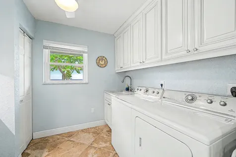 1711 S Indian River Drive Fort Pierce FL 34950