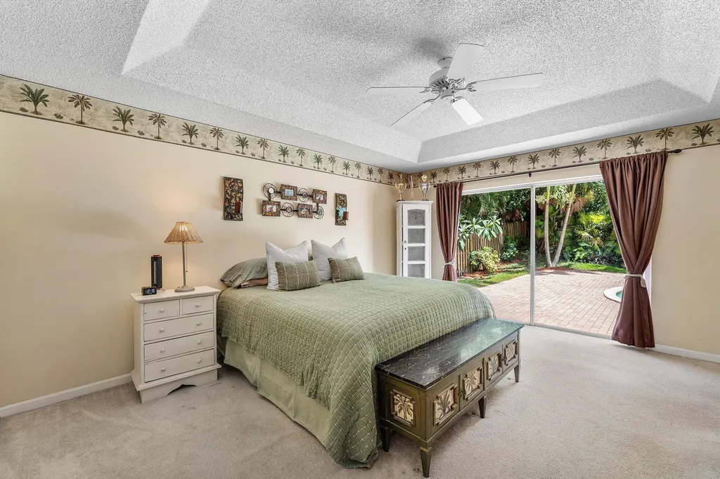 4824 S Lee Road Delray Beach FL 33445