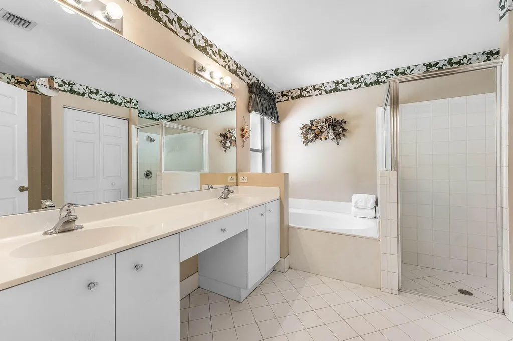 4824 S Lee Road Delray Beach FL 33445