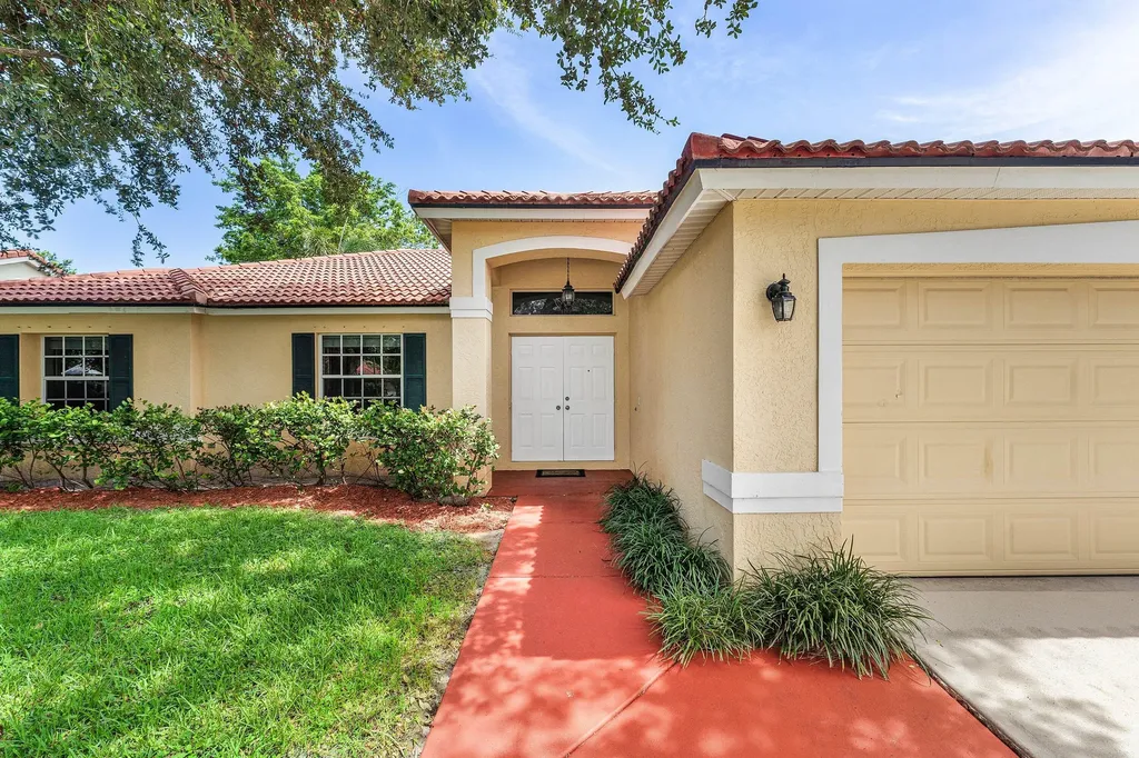 4824 S Lee Road Delray Beach FL 33445
