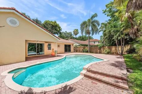 4824 S Lee Road Delray Beach FL 33445