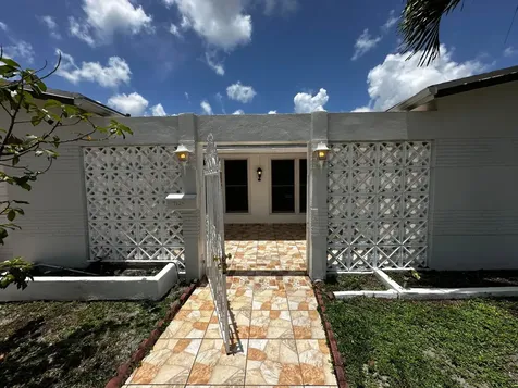 7725 Grandview Boulevard Miramar FL 33023