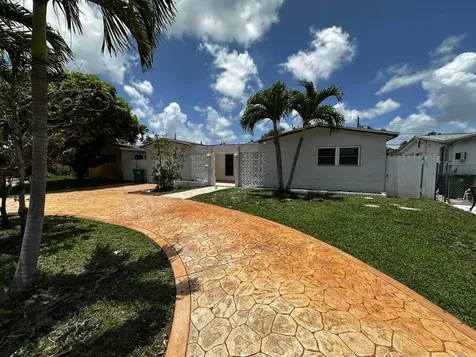 7725 Grandview Boulevard Miramar FL 33023