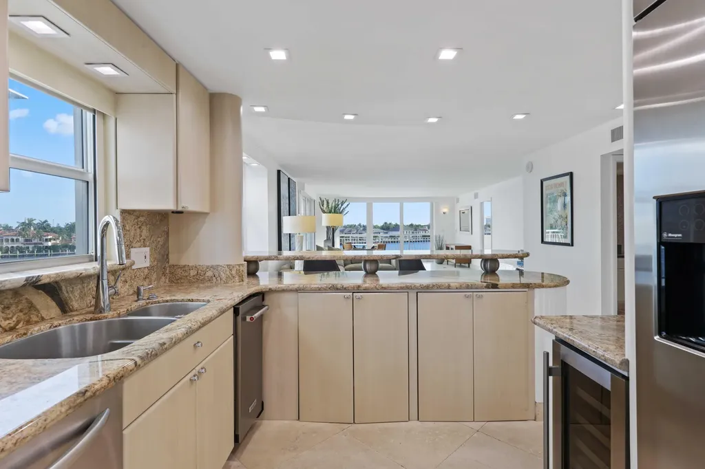 511 Bayshore Drive Fort Lauderdale FL 33304