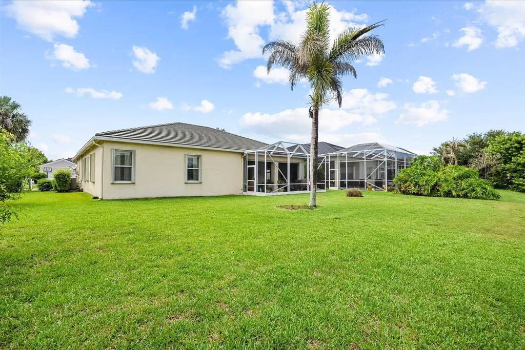 535 SW Lake Manatee Way Port St Lucie FL 34986