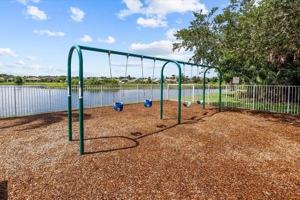 535 SW Lake Manatee Way Port St Lucie FL 34986