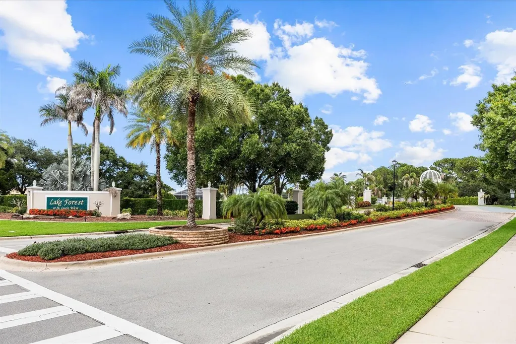 535 SW Lake Manatee Way Port St Lucie FL 34986