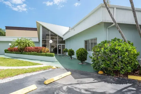 896 N Federal Highway Lantana FL 33462