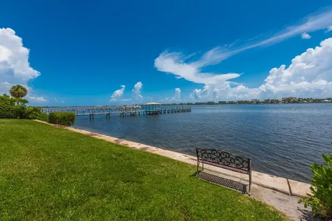 896 N Federal Highway Lantana FL 33462