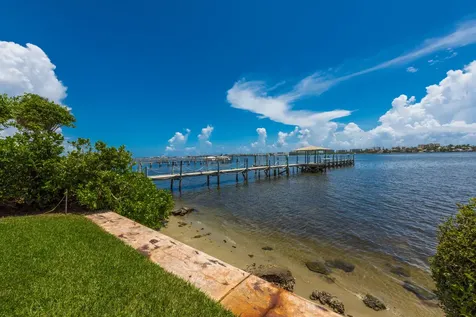 896 N Federal Highway Lantana FL 33462